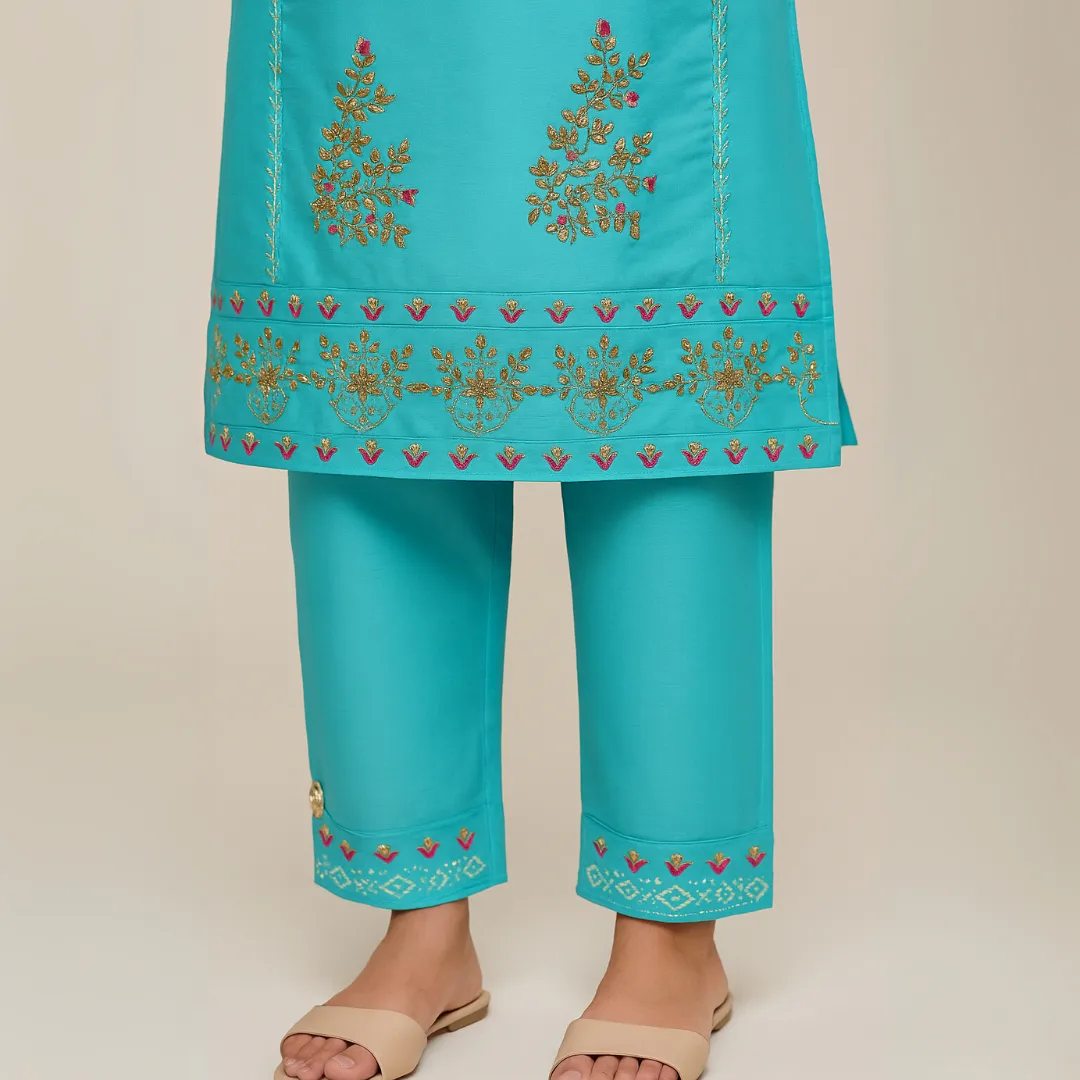 Aqua Elegance Embroidered Kurti Set with Straight Pants & Dupatta - Image 7